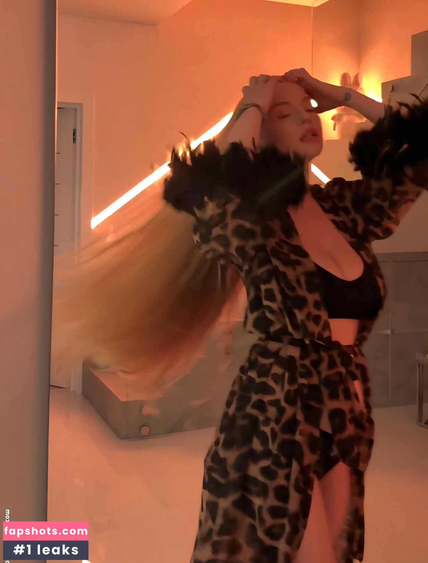 Oksana Neveselaya Nude Leaks OnlyFans Photos #5 - LeakJerk