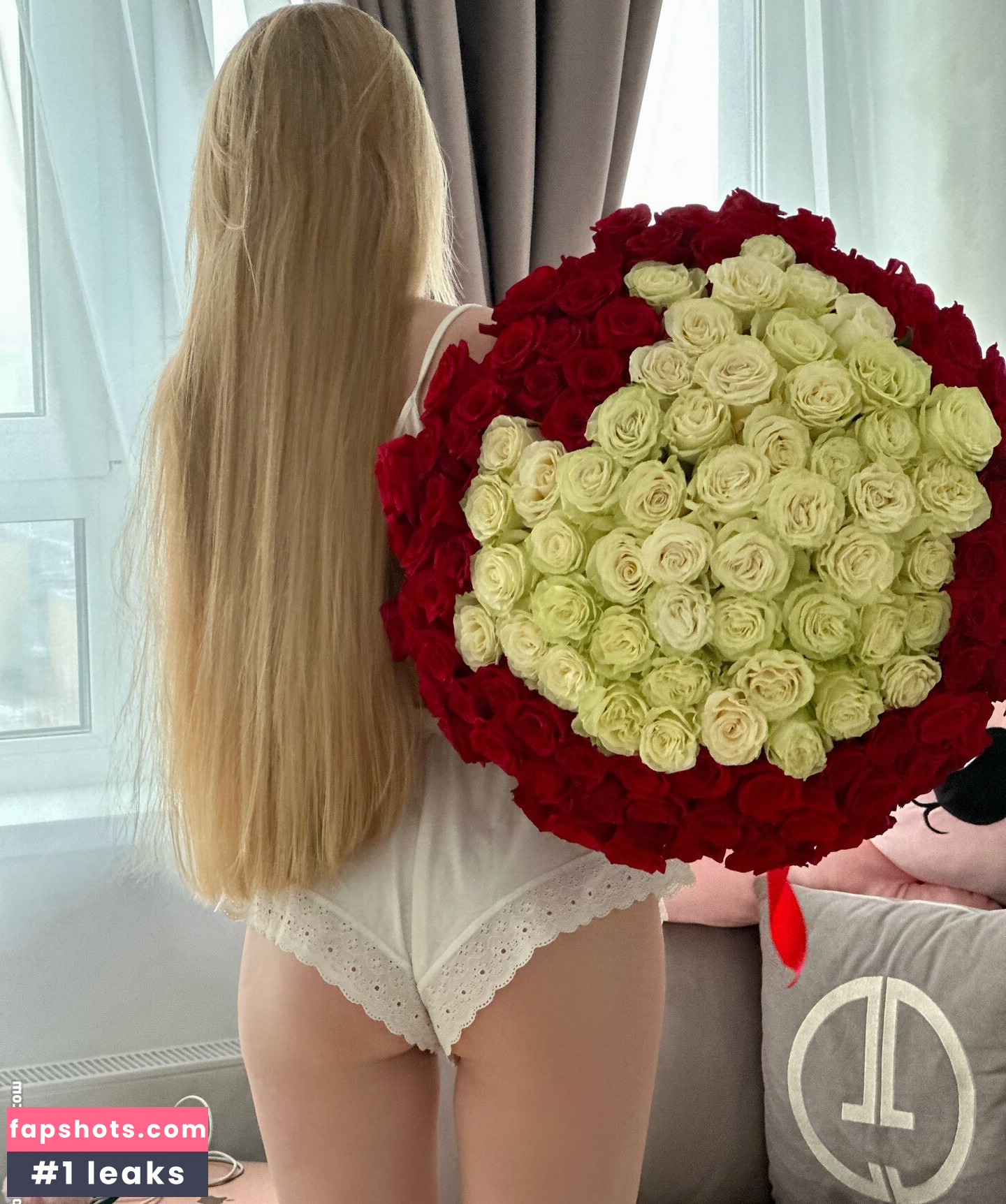 Oksana Neveselaya Nude Leaks OnlyFans Photos #9 - LeakJerk