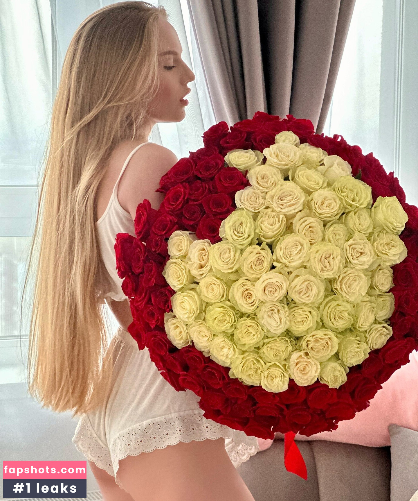 Oksana Neveselaya Nude Leaks OnlyFans Photos #10 - LeakJerk