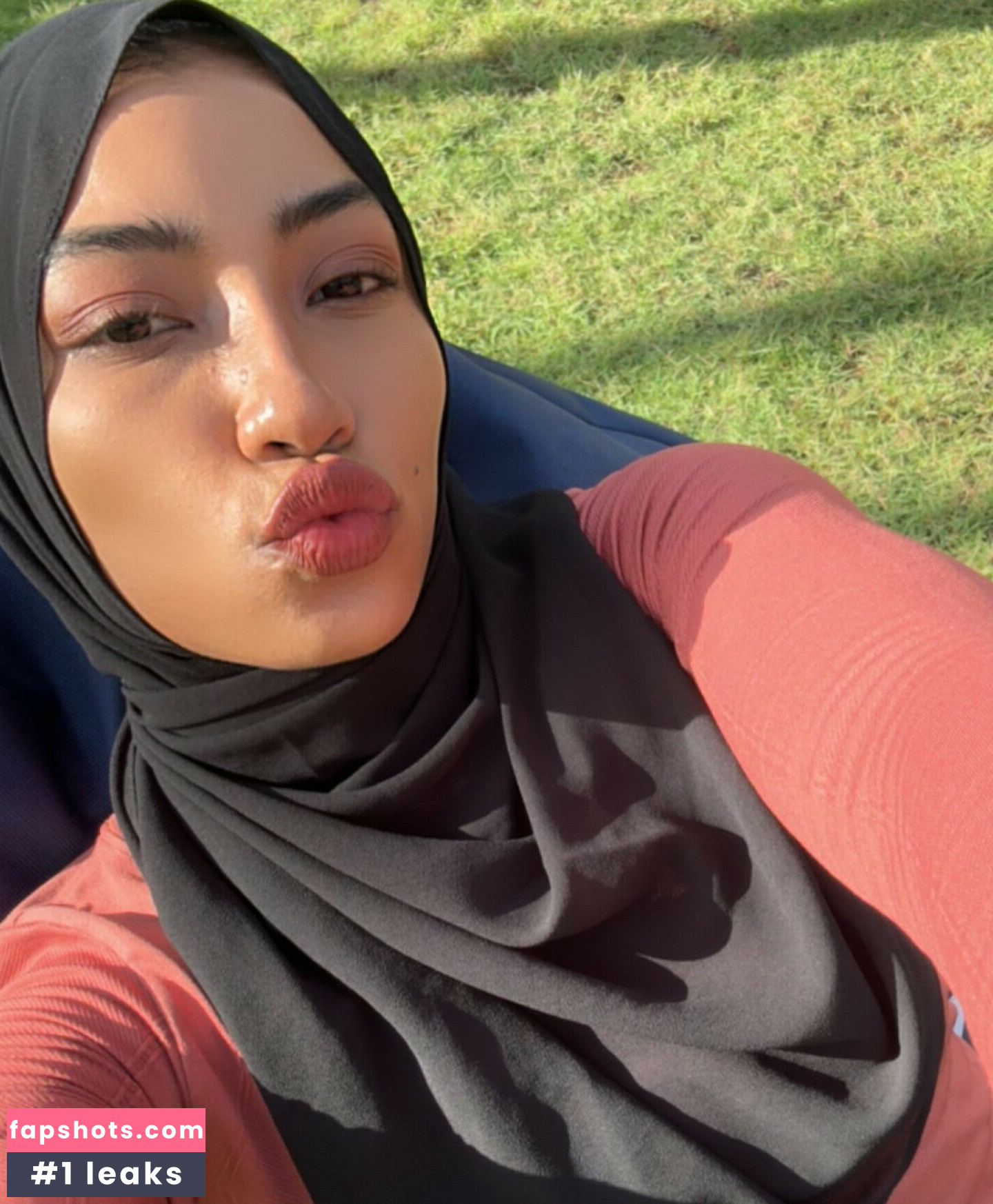 Okyyoliviaa gallery photo #40