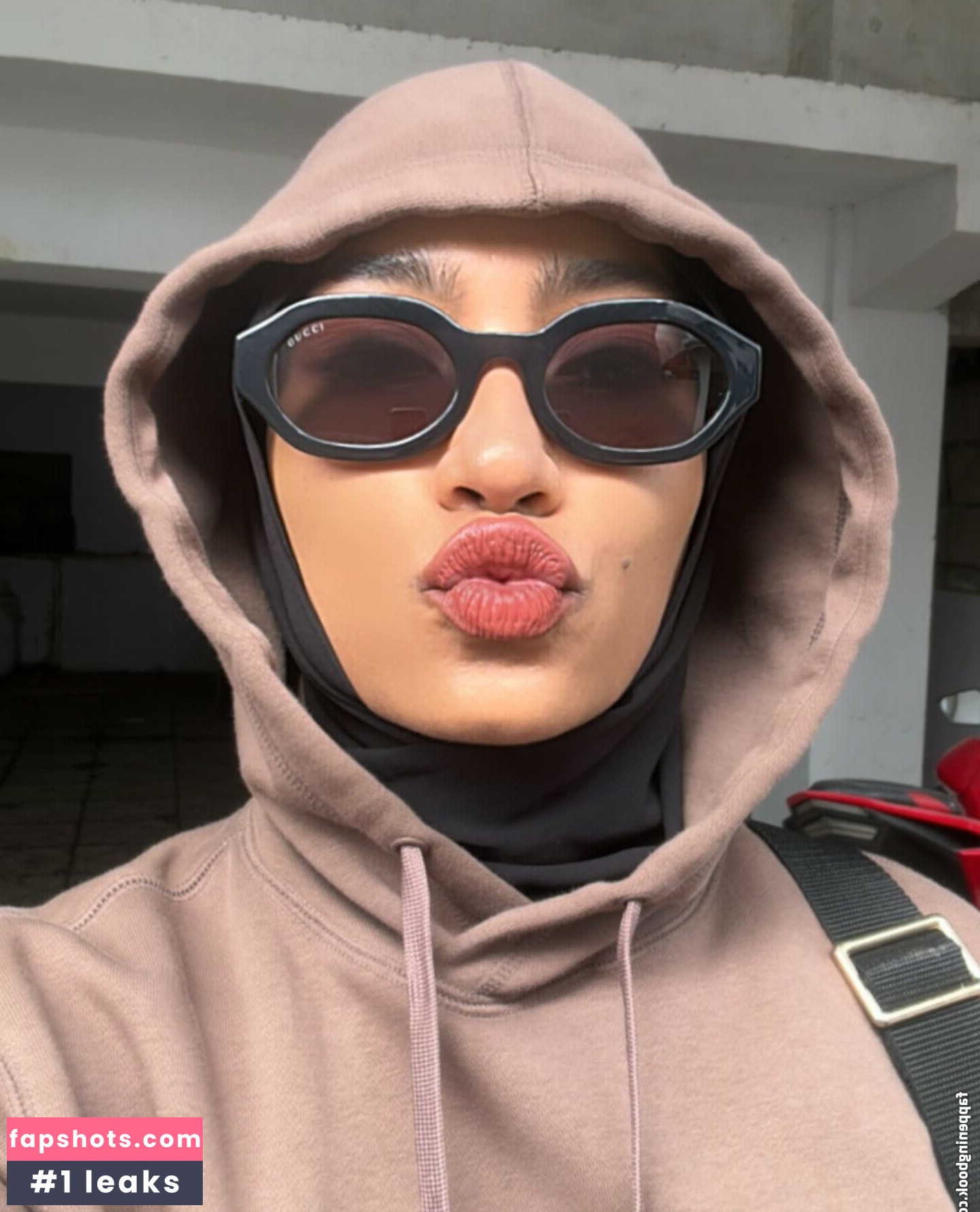 Okyyoliviaa gallery photo #44