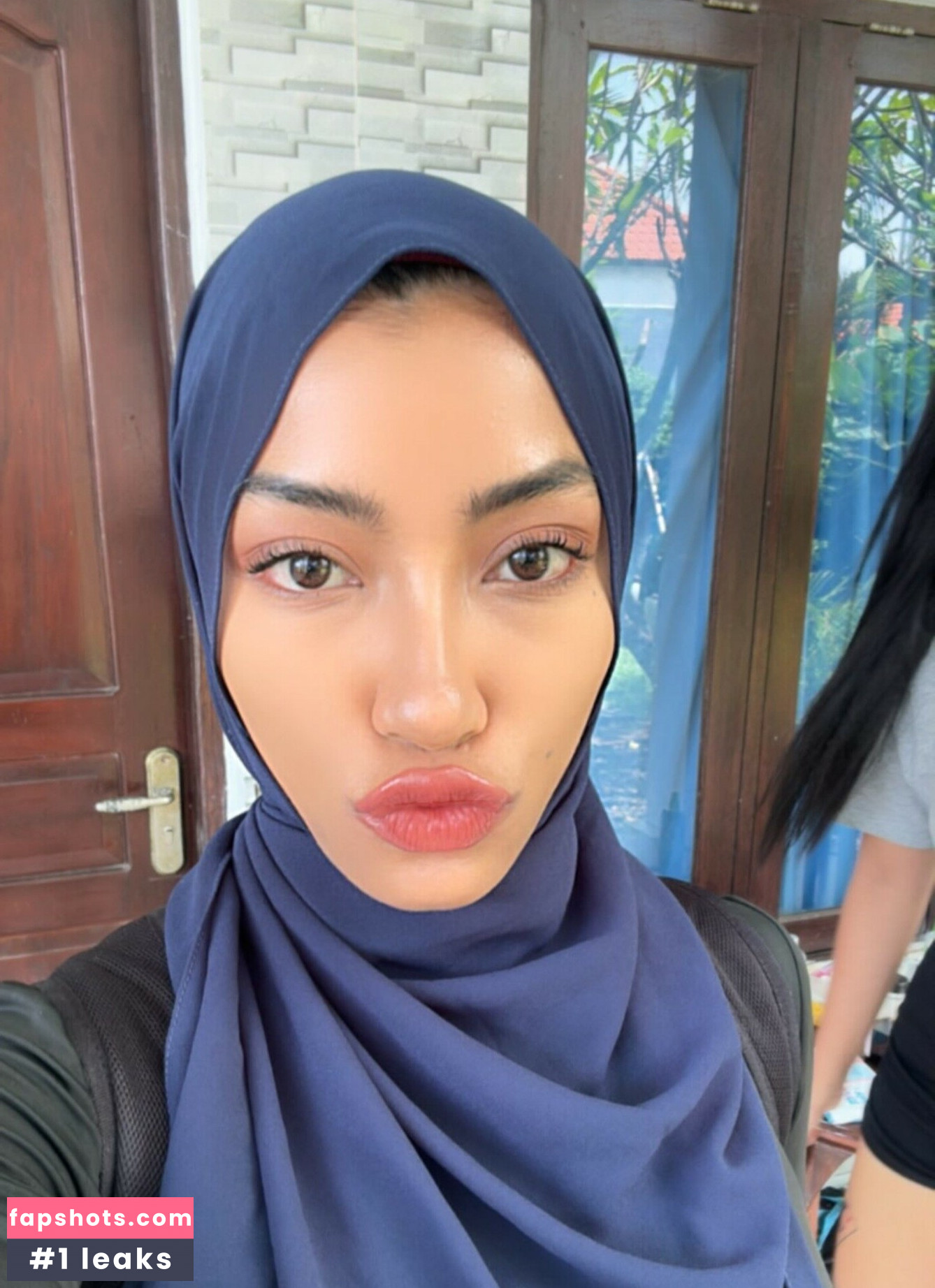 Okyyoliviaa gallery photo #46