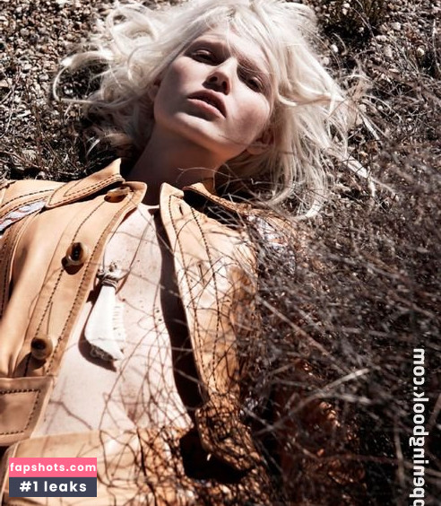 Ola Rudnicka gallery photo #3