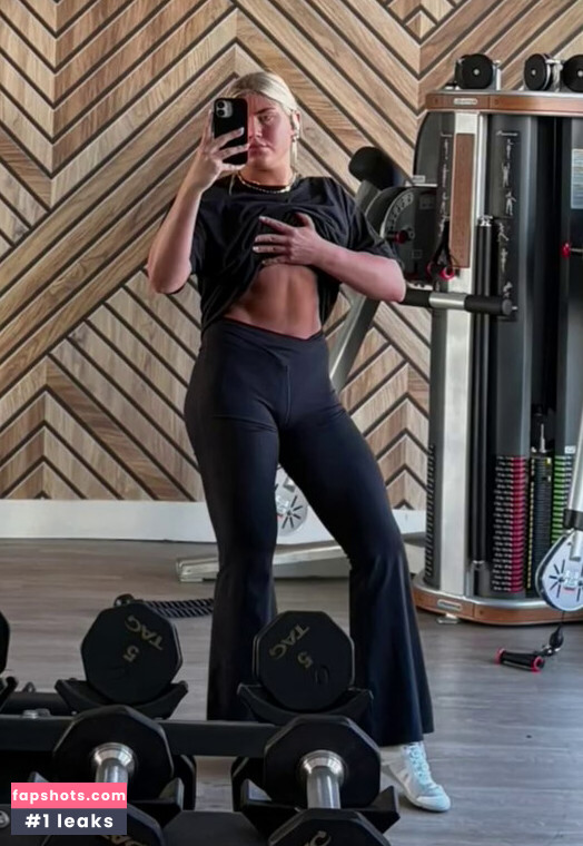 Olena Sadovska gallery photo #2