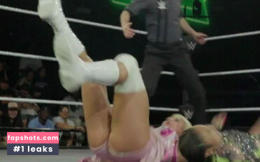 Olena Sadovska gallery photo #18