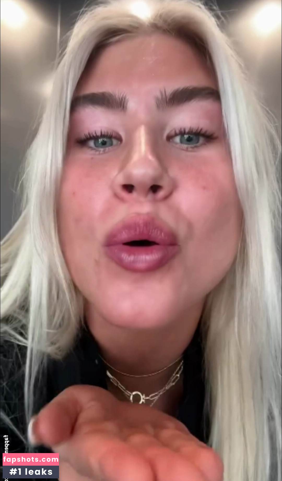 Olena Sadovska gallery photo #33