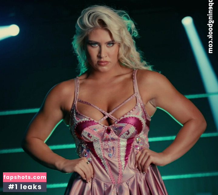 Olena Sadovska gallery photo #7