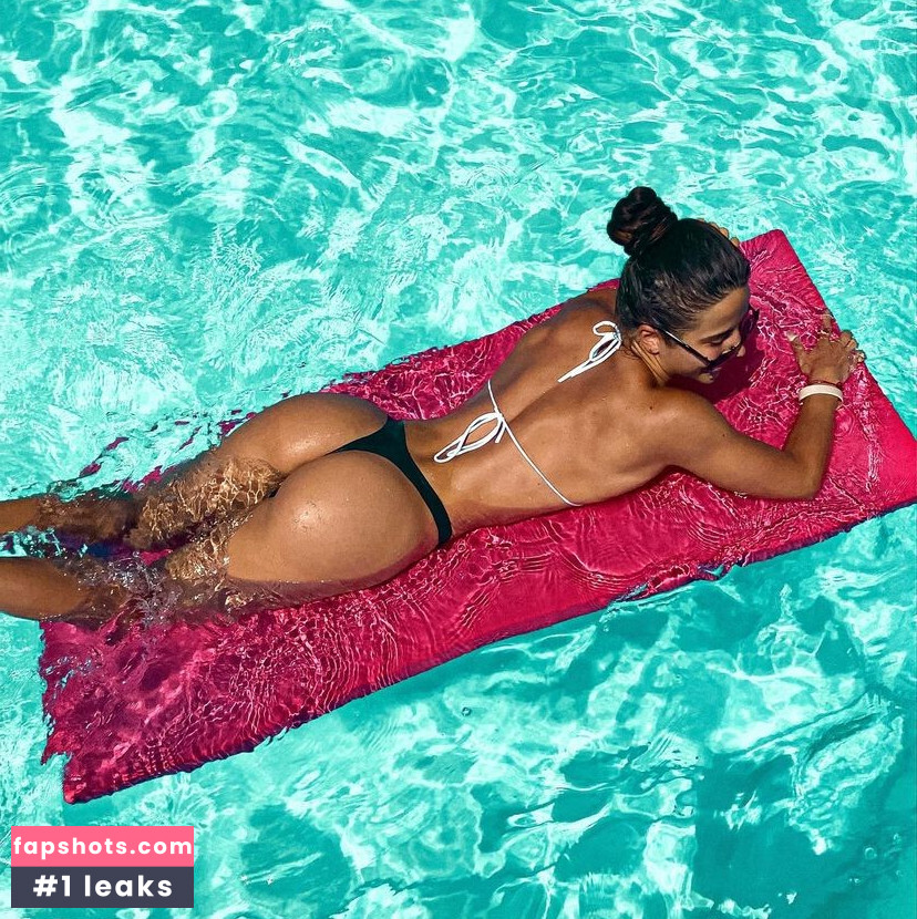 Olesia Shevchuk gallery photo #2