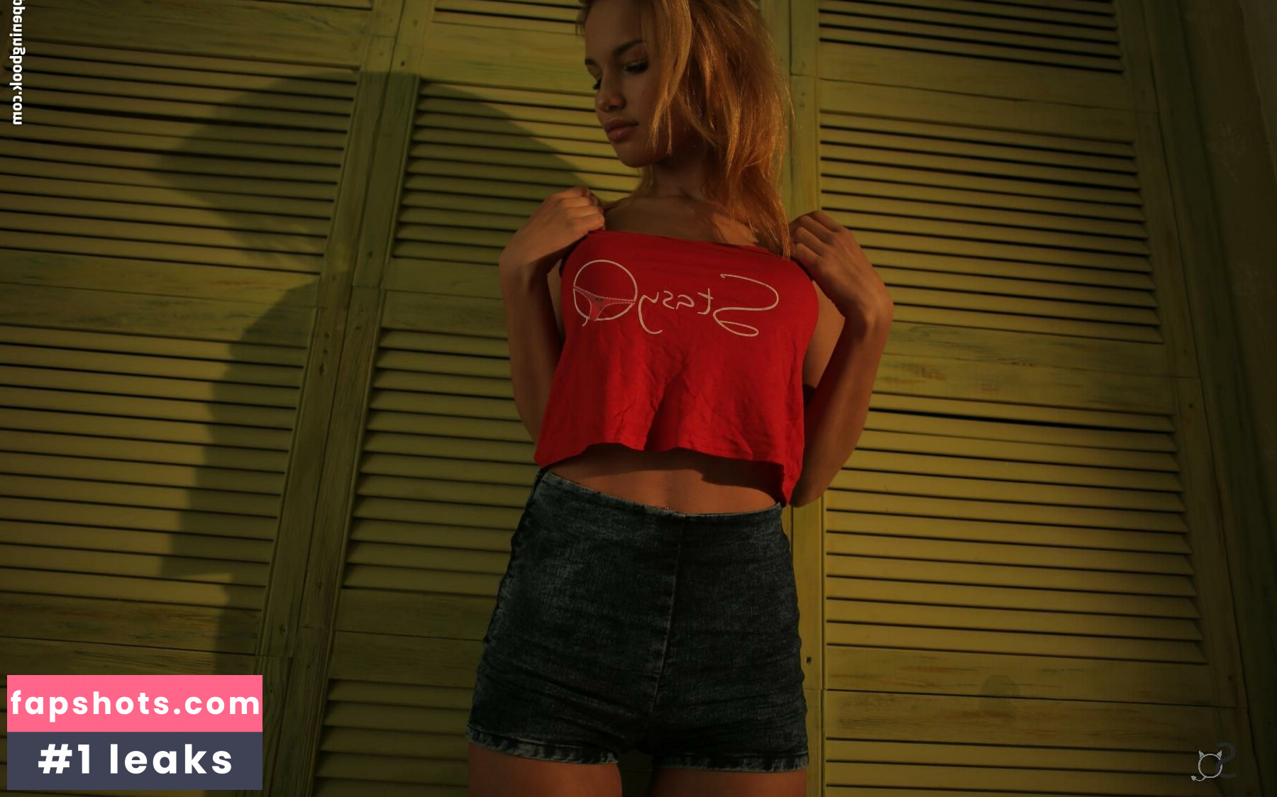 Olesya Bender gallery photo #21