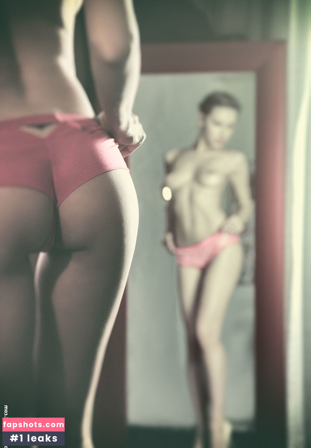 Olga Alberti gallery photo #43