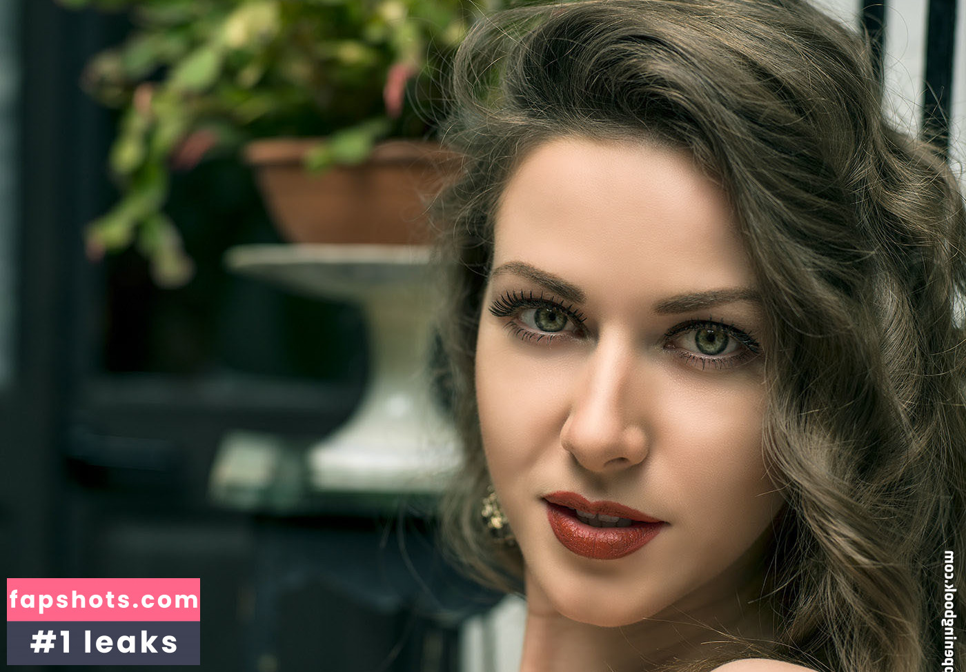 Olga Alberti gallery photo #45