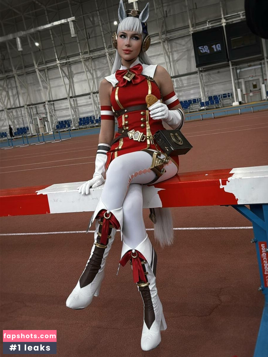 Olga Haku gallery photo #3