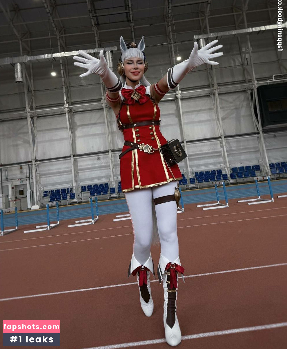 Olga Haku gallery photo #5