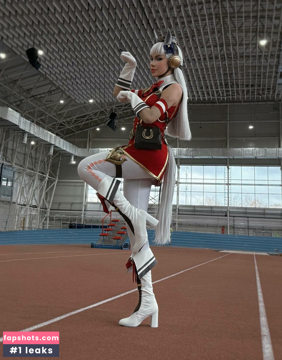 Olga Haku gallery photo #6