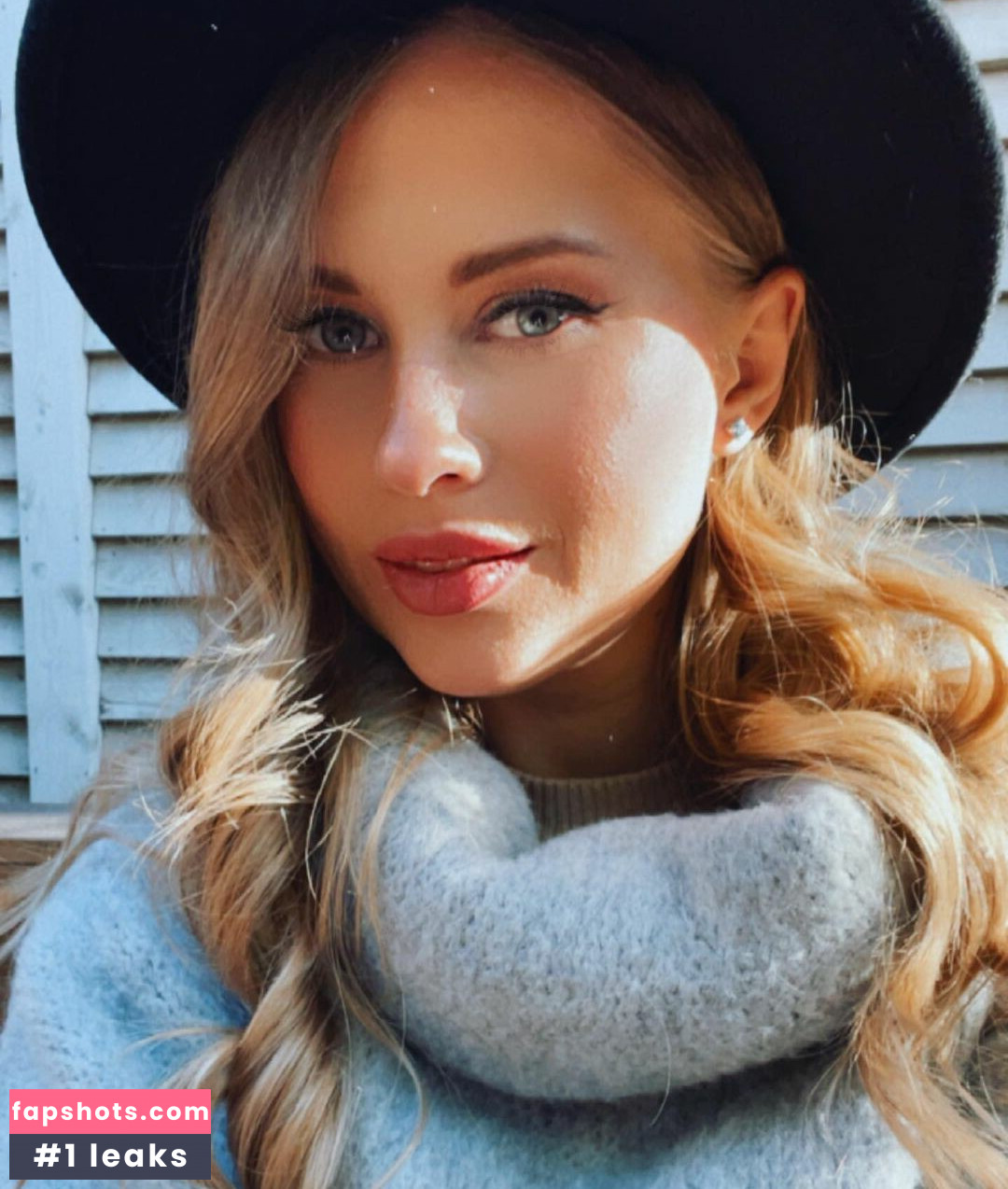 Olga Velichko gallery photo #8