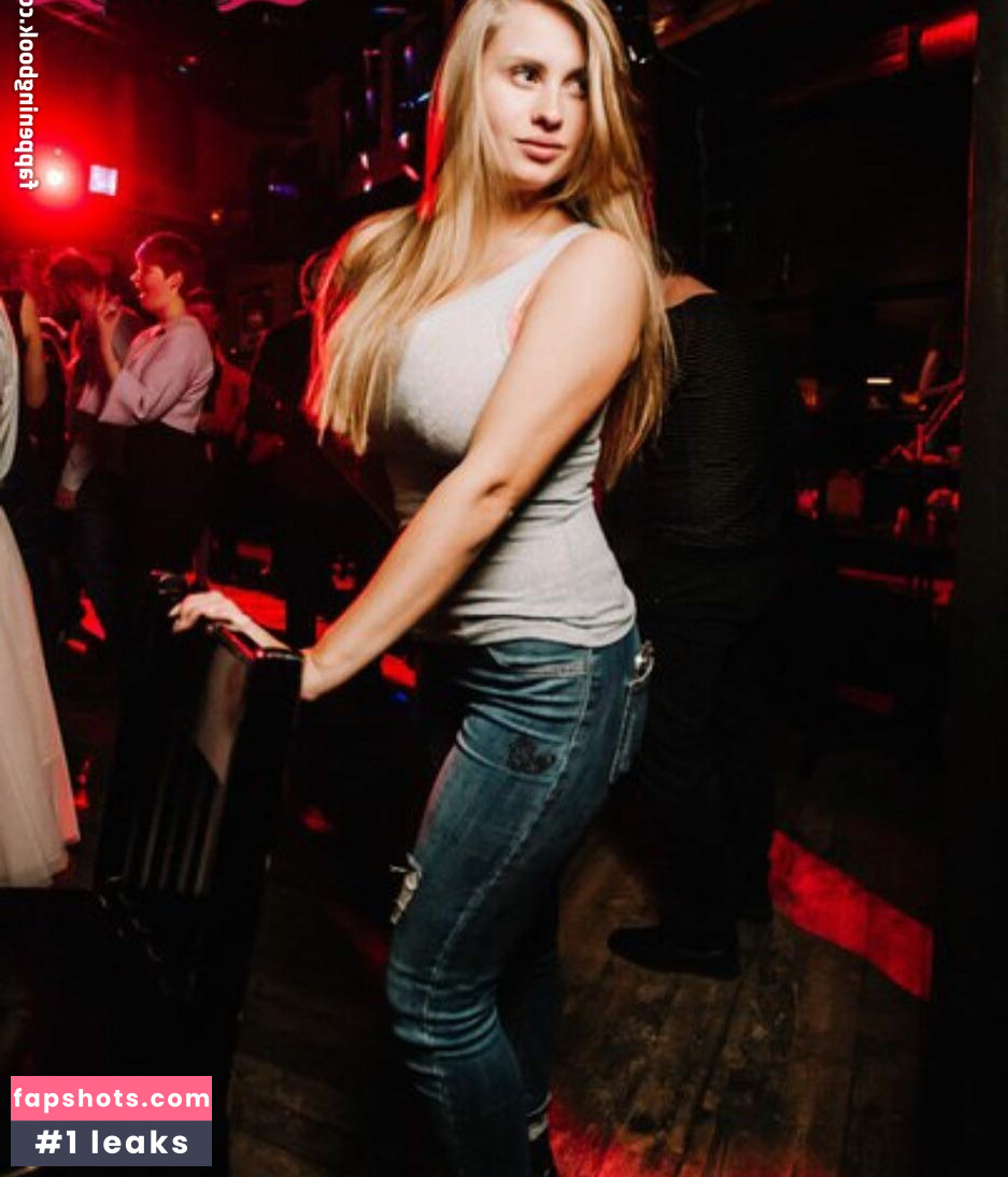 Olga Velichko gallery photo #10