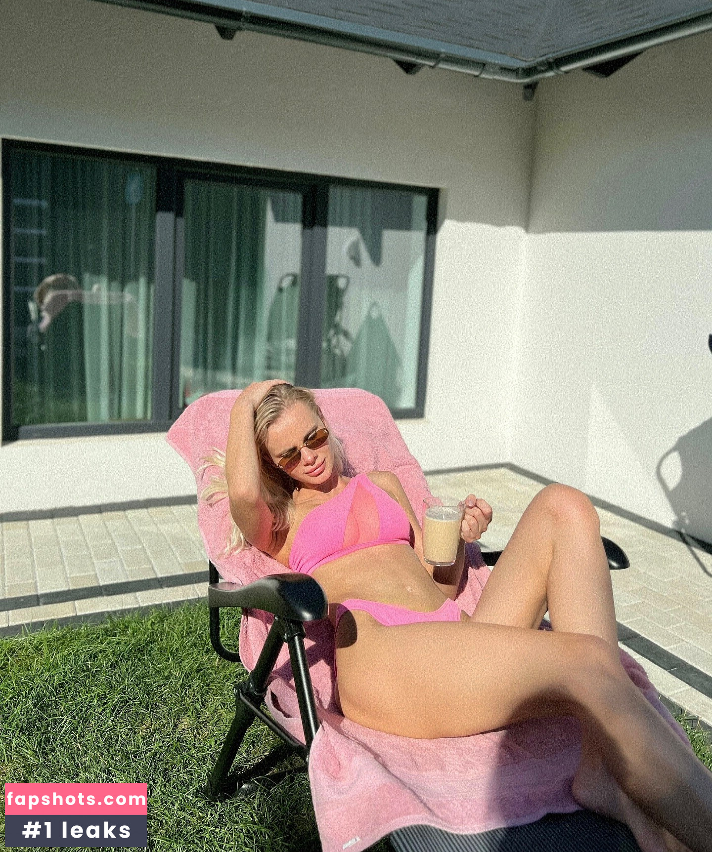 Olga Volcenkova gallery photo #9