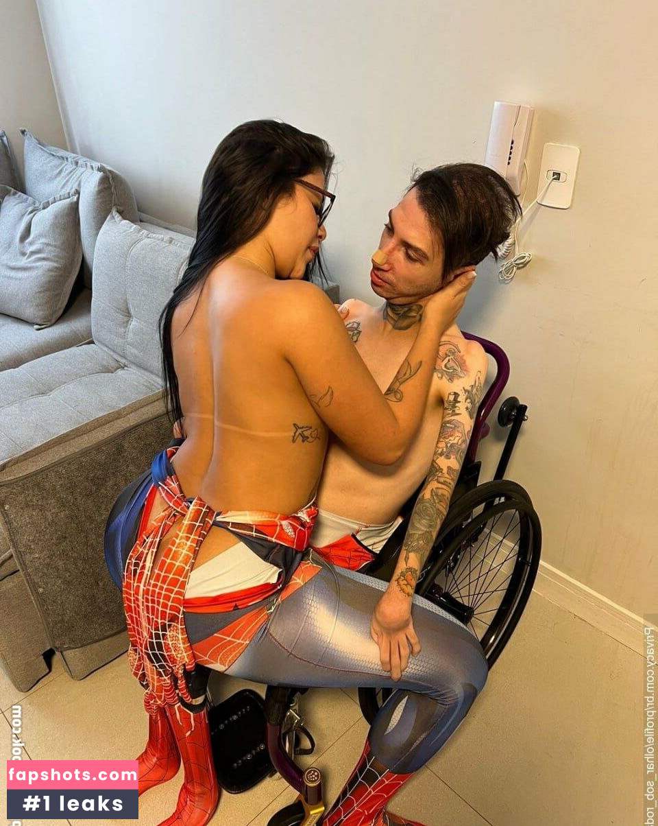 olhar_sob_rodas Nude Leaks OnlyFans Photos #13 - LeakJerk