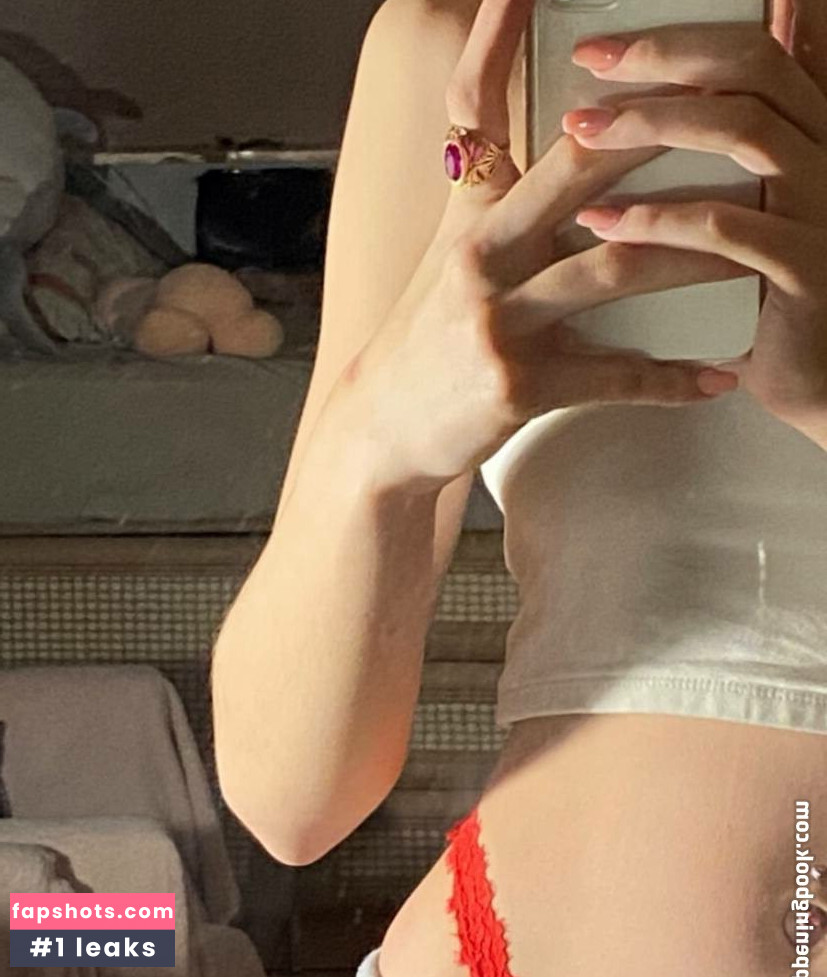 olhiia Nude Leaks OnlyFans Photos #15 - Fapshots