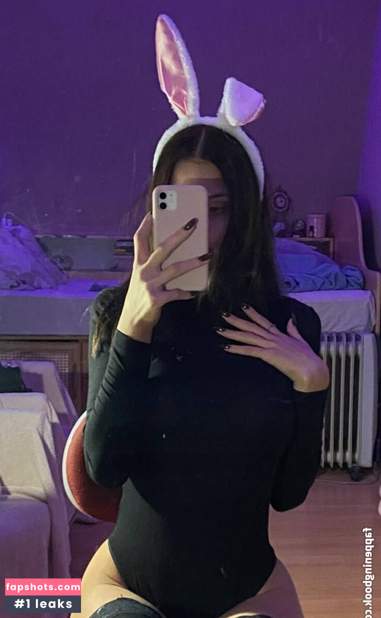 olhiia Nude Leaks OnlyFans Photos #32 - Fapshots