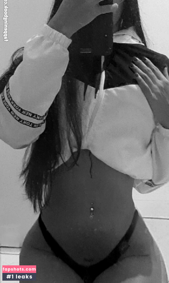 oliveiiranatt Filtración Desnuda OnlyFans Foto #26 - Fapshots