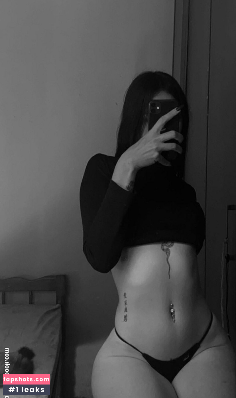 oliveiiranatt Filtración Desnuda OnlyFans Foto #4 - Fapshots