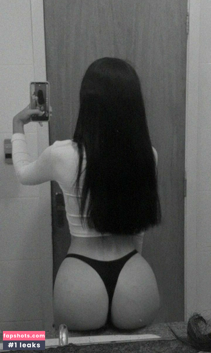 oliveiiranatt Filtración Desnuda OnlyFans Foto #32 - Fapshots