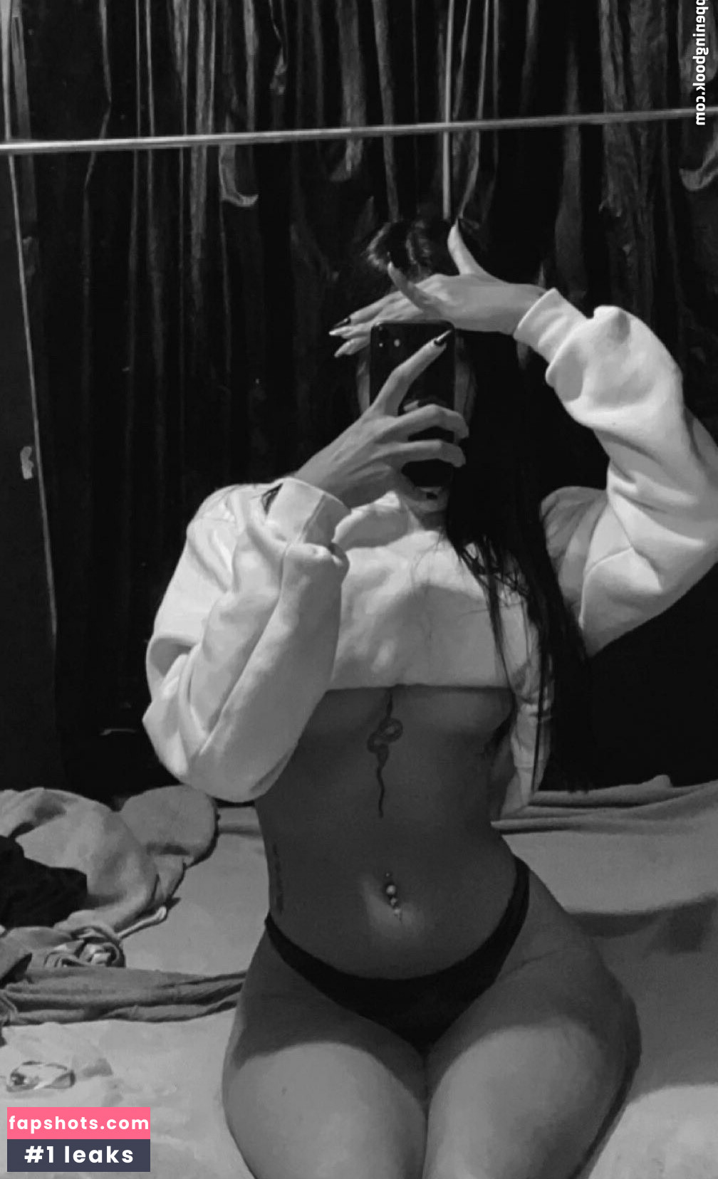 oliveiiranatt Filtración Desnuda OnlyFans Foto #10 - Fapshots