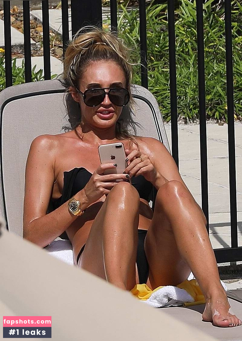 Olivia Attwood gallery photo #43