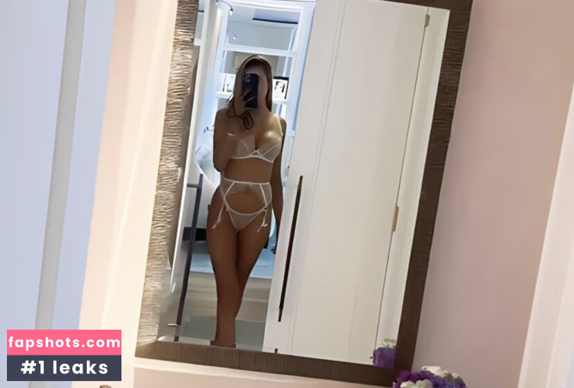 Olivia Attwood gallery photo #54