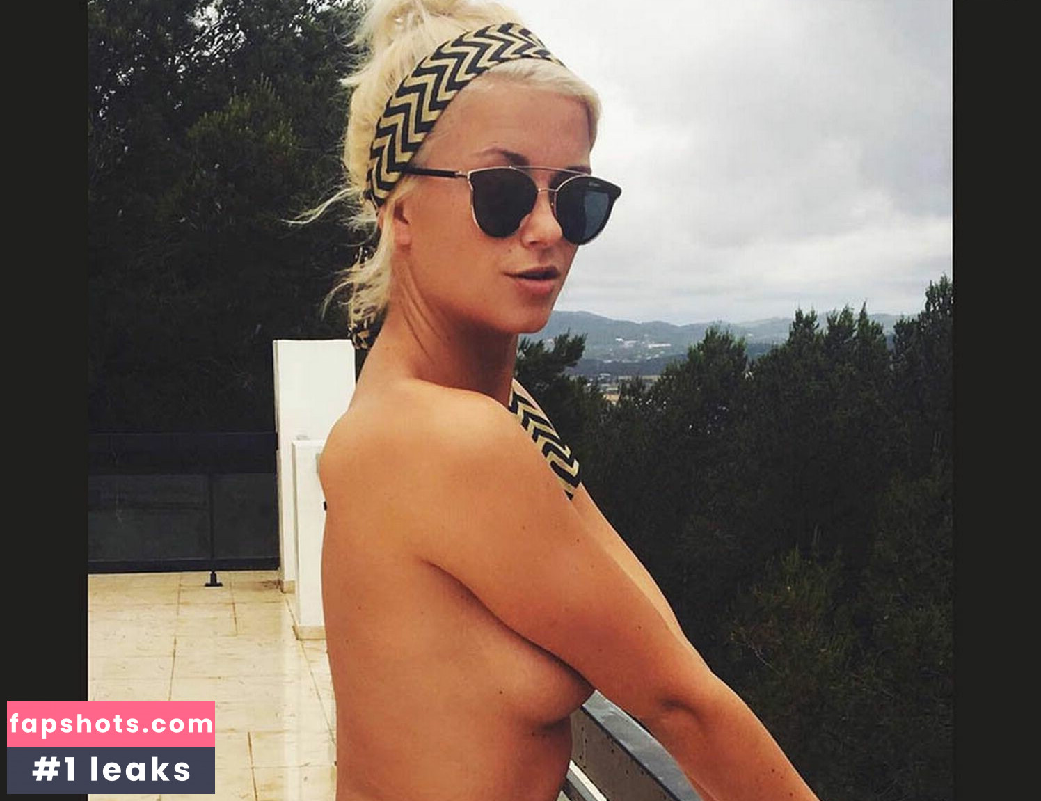 Olivia Bentley Nude Leaks OnlyFans Photos #13 - LeakJerk