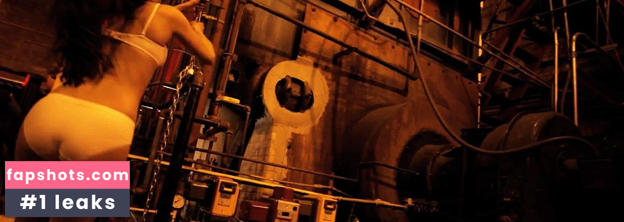 Olivia Bishop gallery photo #3