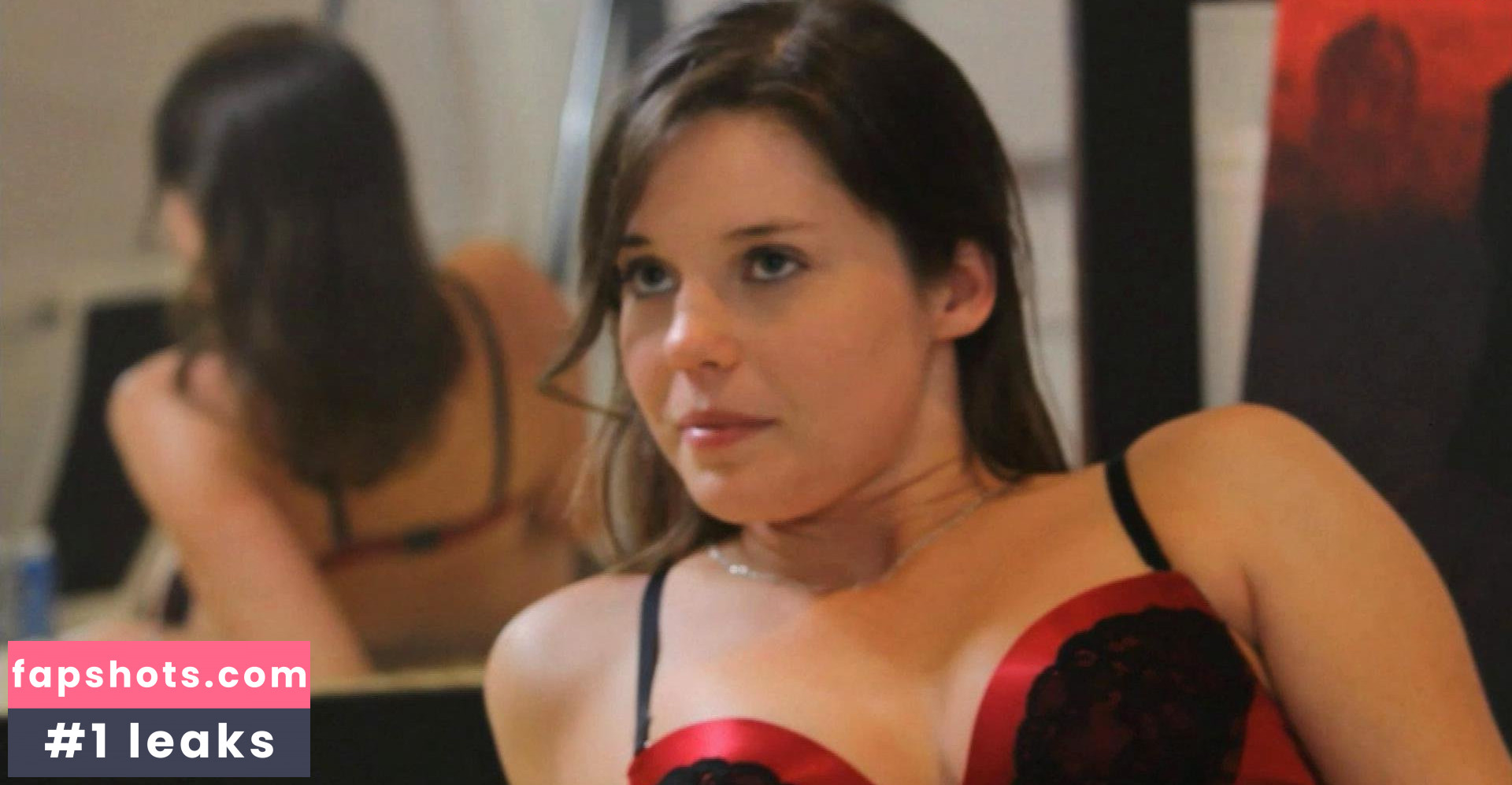 Olivia Blake gallery photo #4