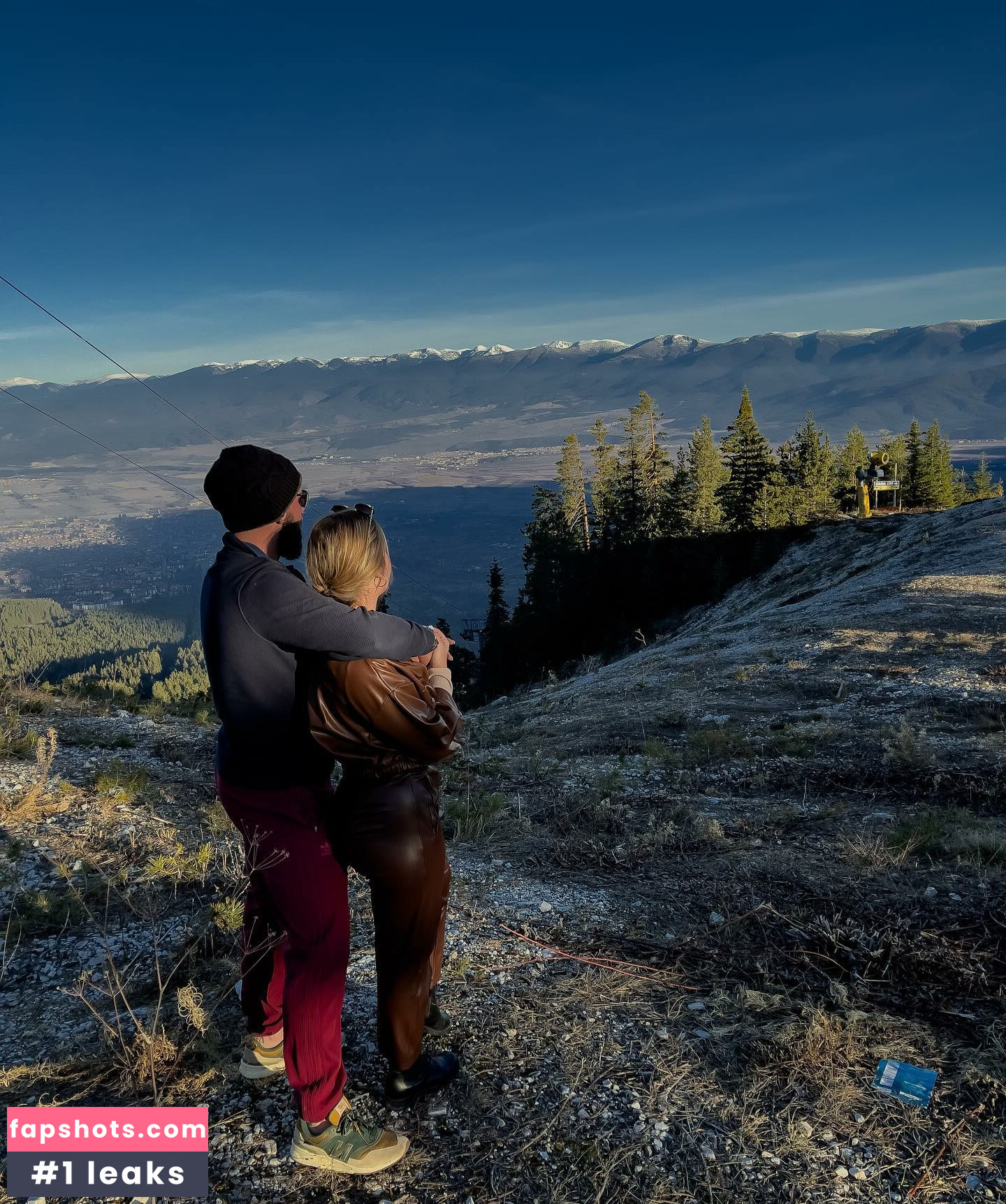 Olivia Butt gallery photo #8