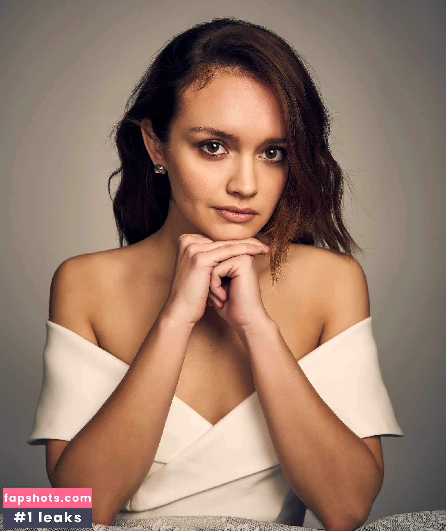 Olivia Cooke gallery photo #11
