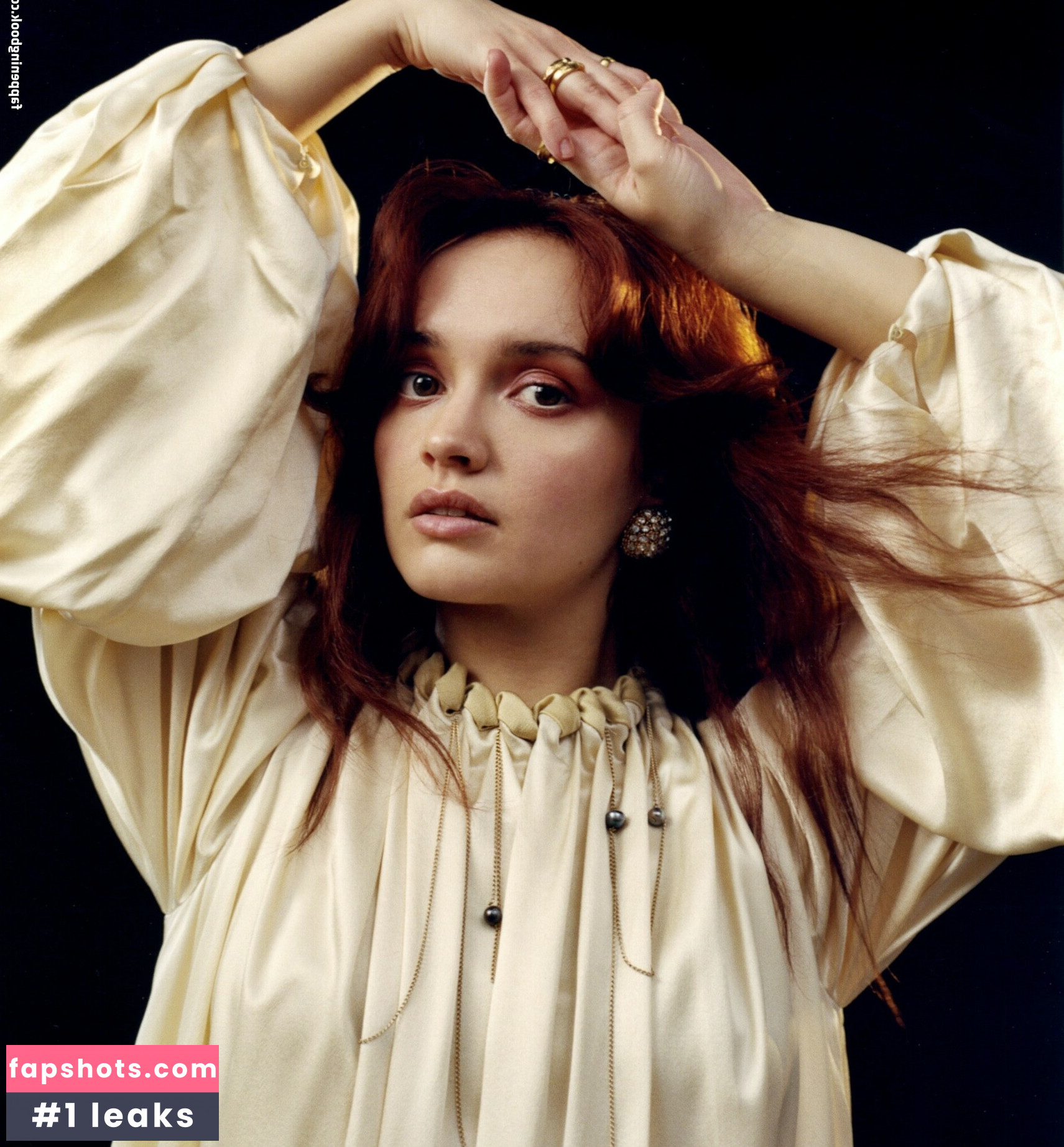 Olivia Cooke gallery photo #177