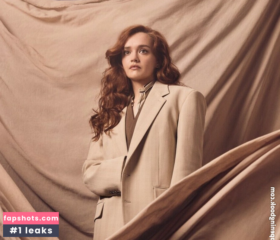 Olivia Cooke gallery photo #194