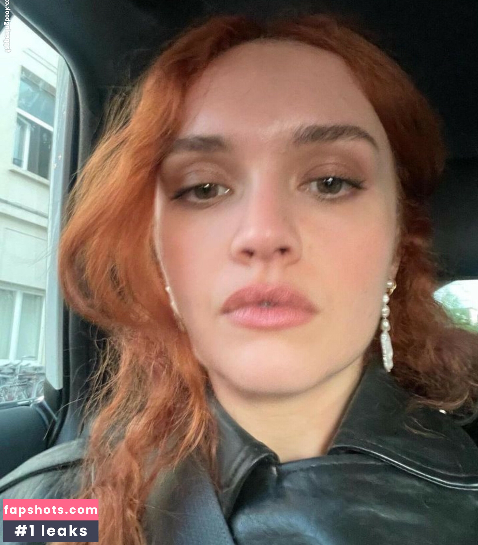 Olivia Cooke gallery photo #199