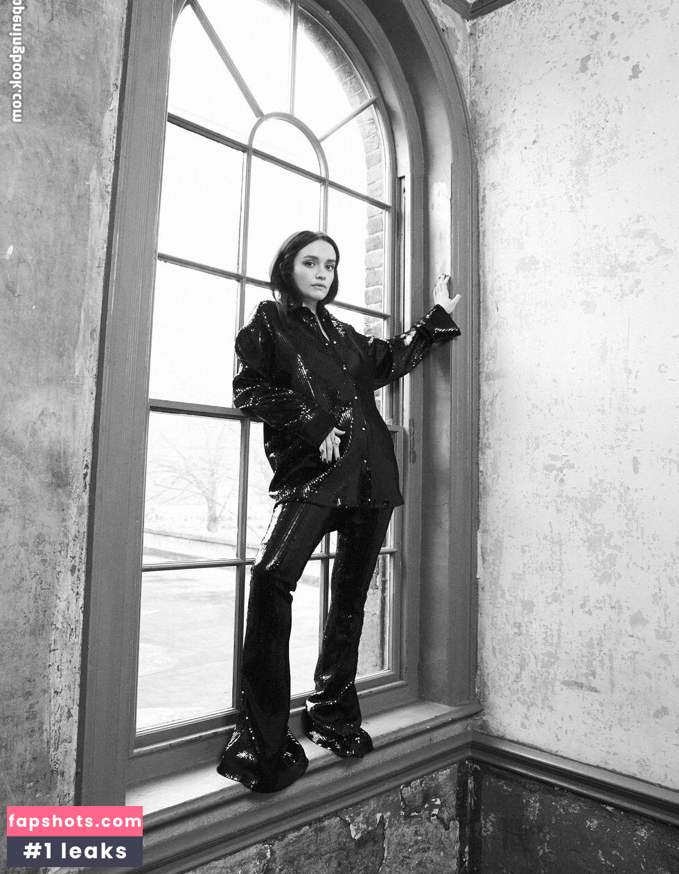 Olivia Cooke gallery photo #253