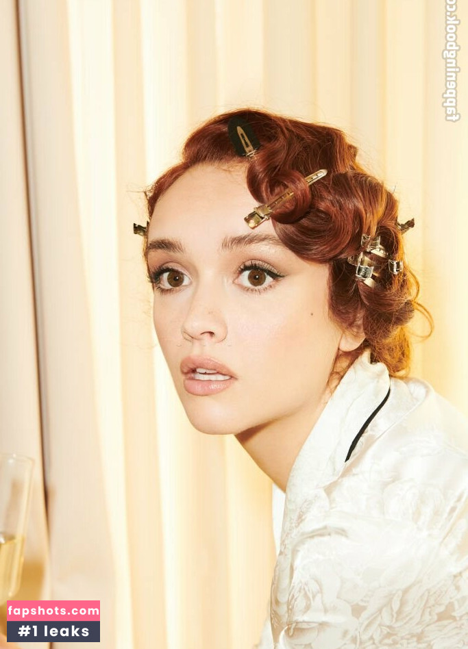 Olivia Cooke gallery photo #273