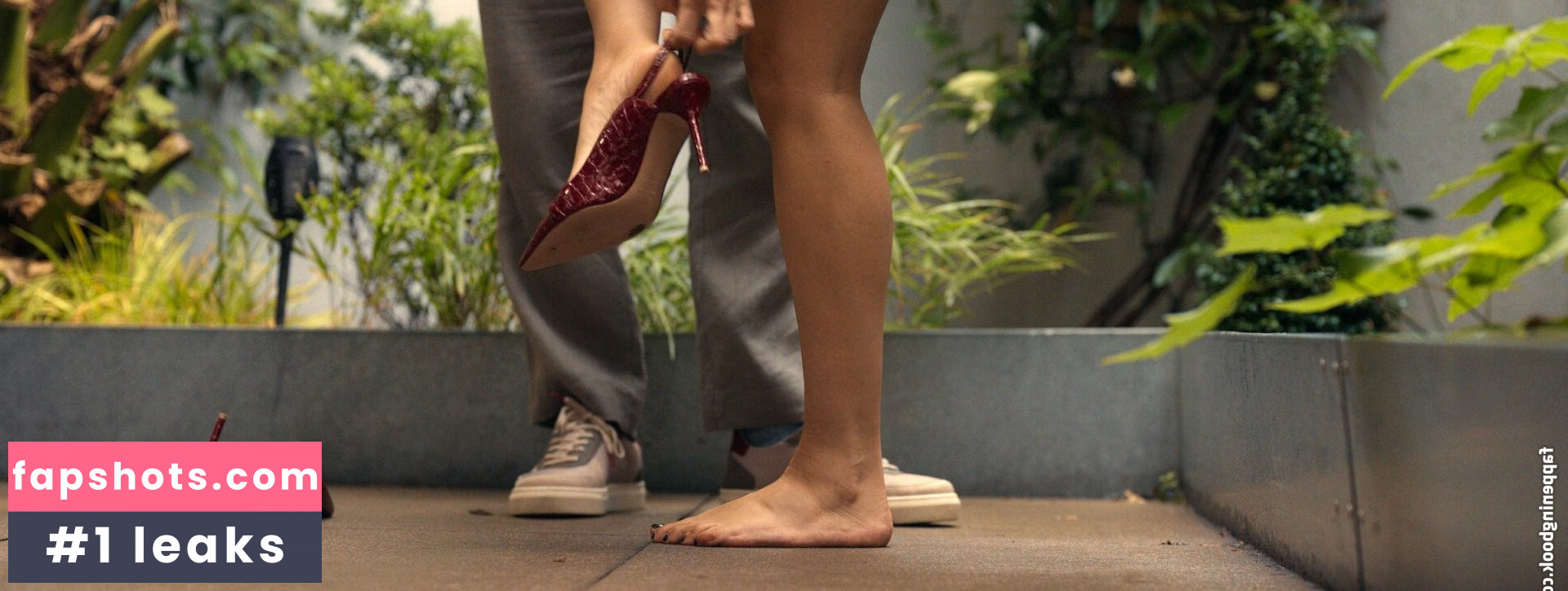 Olivia Cooke gallery photo #32