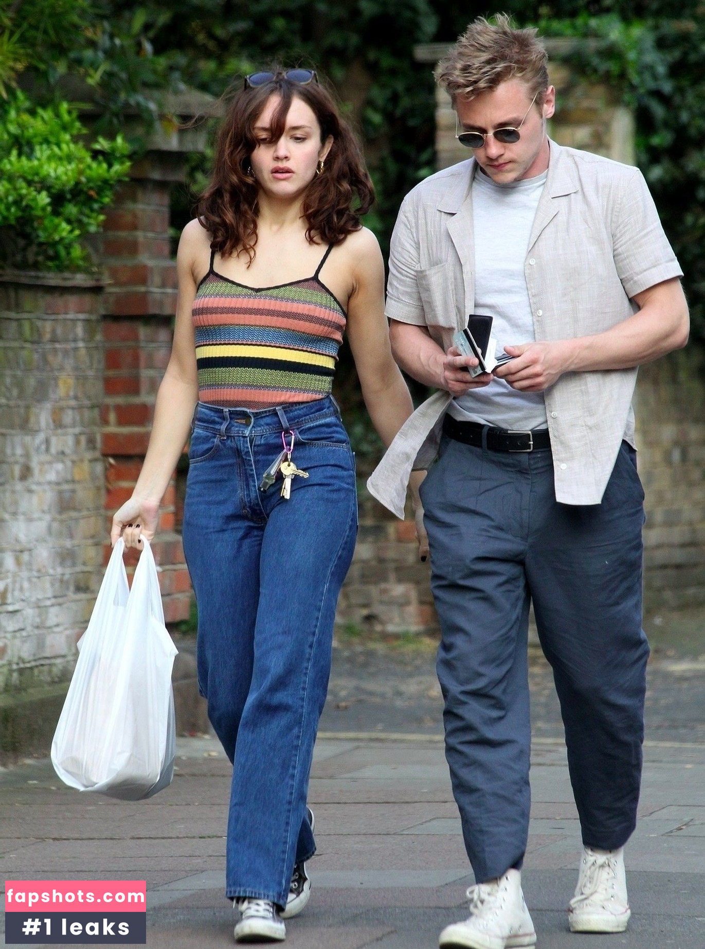 Olivia Cooke gallery photo #358