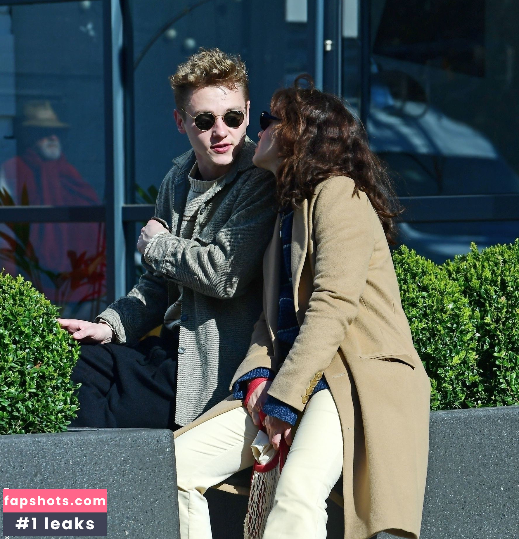 Olivia Cooke gallery photo #371