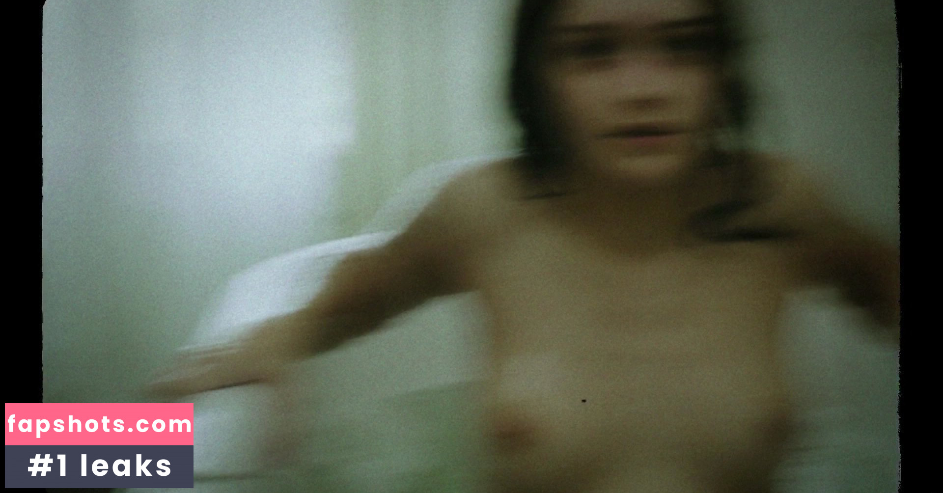 Olivia Cooke gallery photo #391