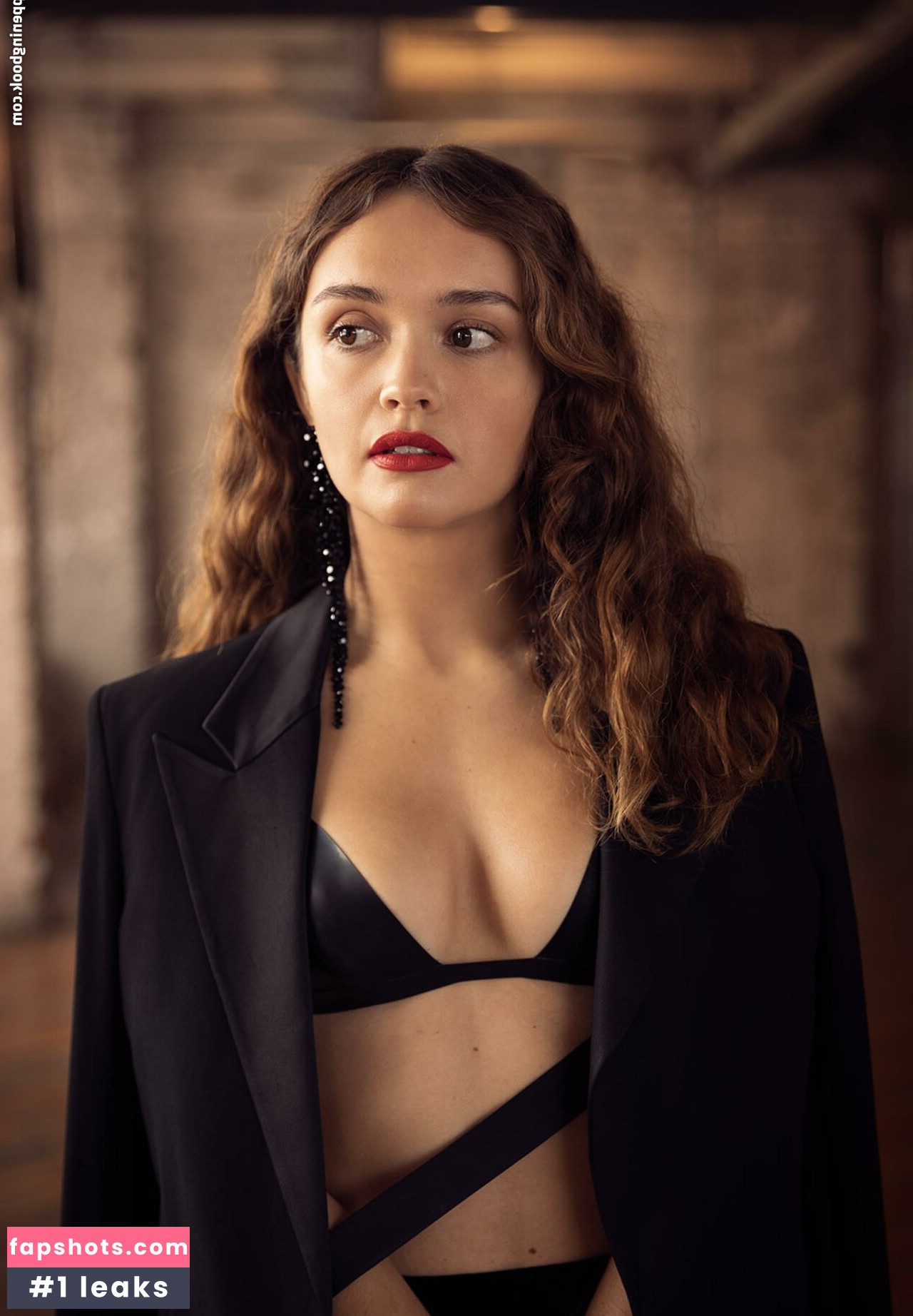 Olivia Cooke gallery photo #10