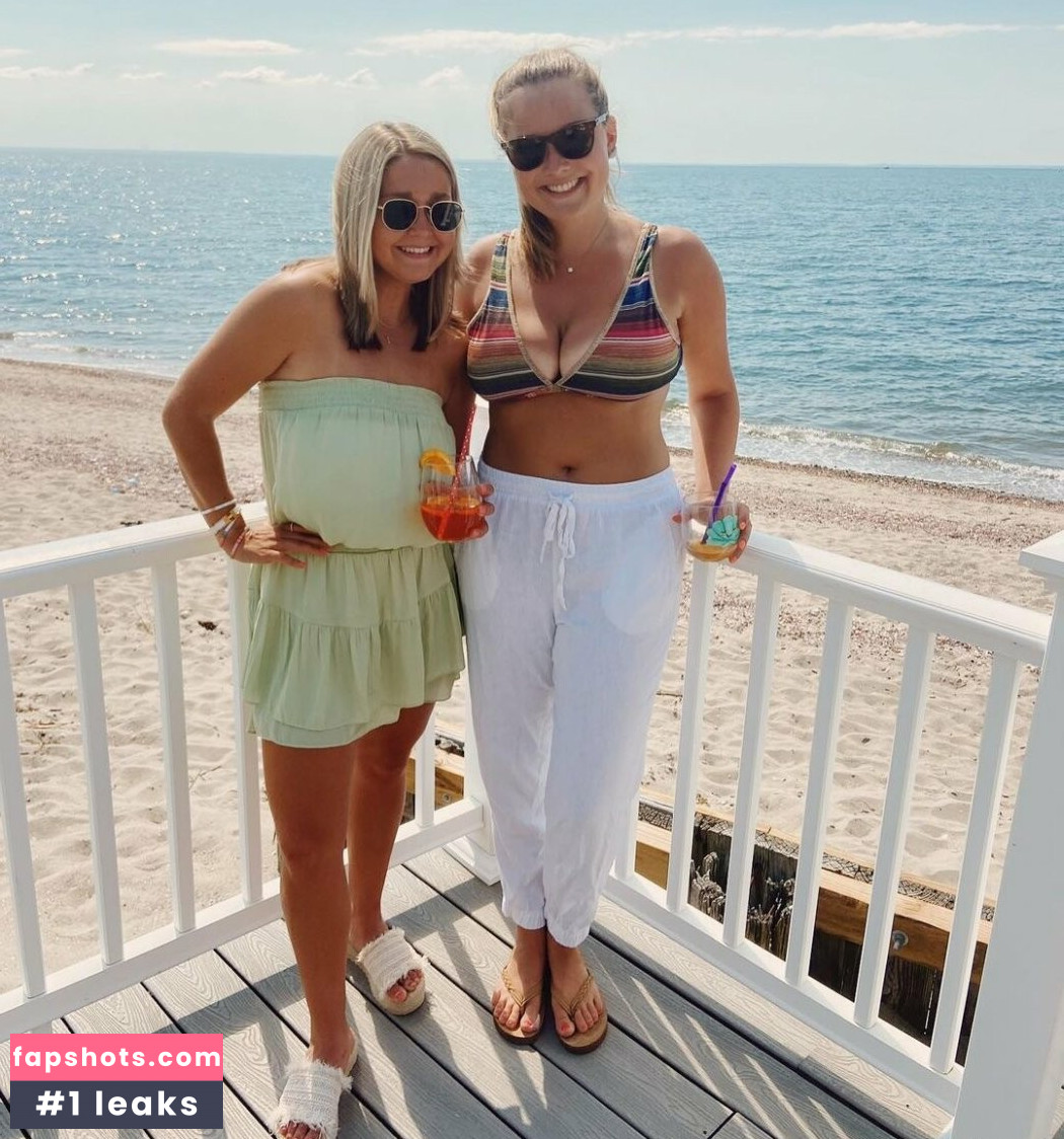 Olivia H gallery photo #28