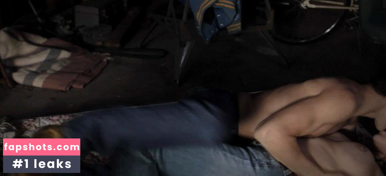 Olivia Harris gallery photo #14