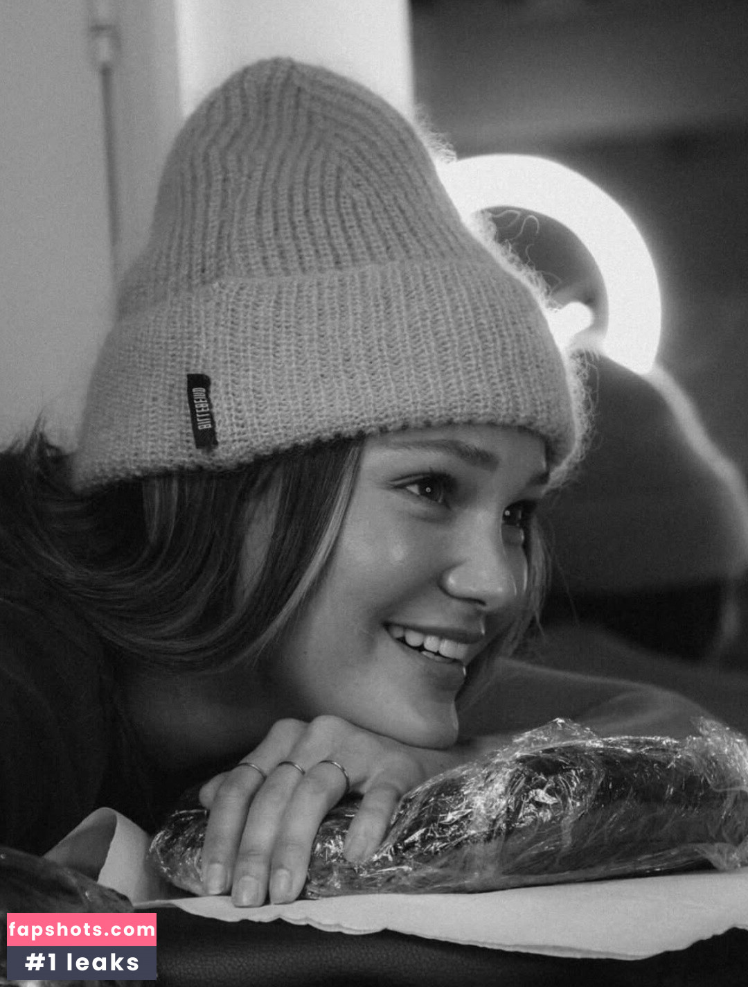 Olivia Holt gallery photo #102