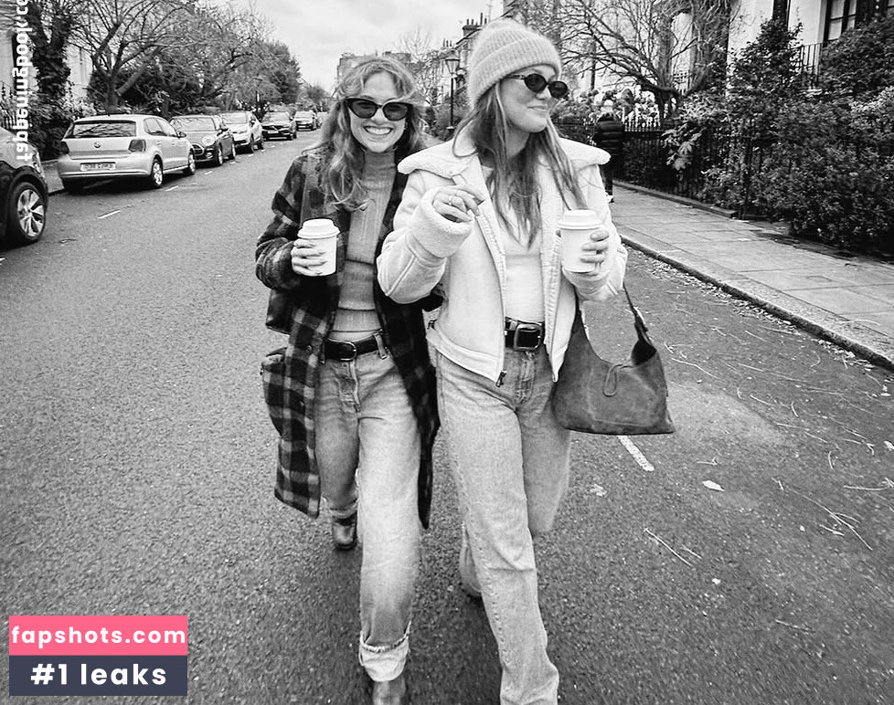 Olivia Holt gallery photo #104