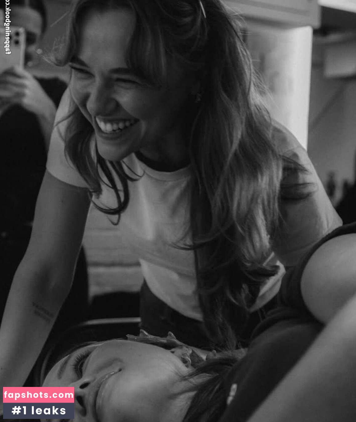 Olivia Holt gallery photo #109